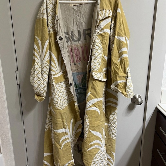 Magnolia Pearl Emery Beverly pineapple reversible jacket Coat (item B18)